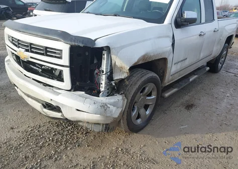 2015 Chevrolet Silverado 1500 1Lt z USA, uszkodzony, nr VIN 1GCVKREH1FZ430644